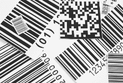 Минпромторг с 1 марта по 30 ноября 2019 года предлагает провести эксперимент по маркировке фотокамер, а также духов и туалетной воды